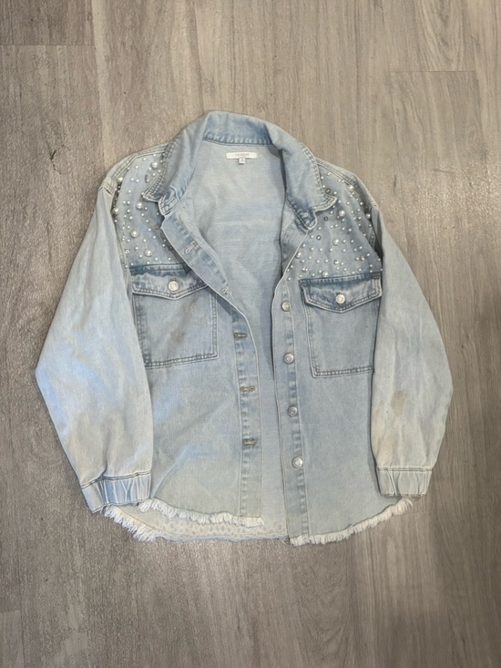 Veveret Jackets & Blazers - Light Wash Pearl-Embellished Denim Jacket for Women